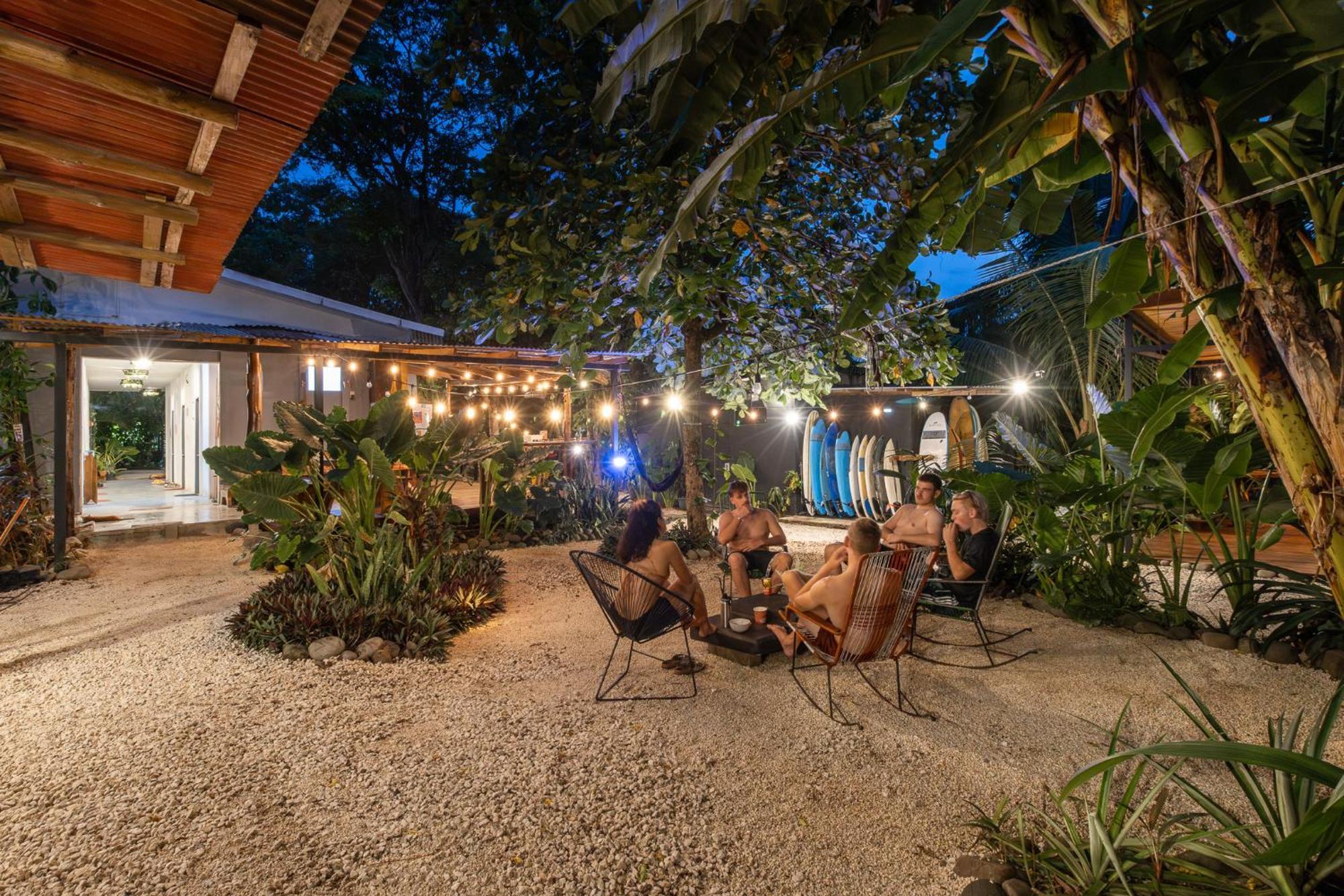 Akih Pods Hostel Playa Santa Teresa  Kültér fotó