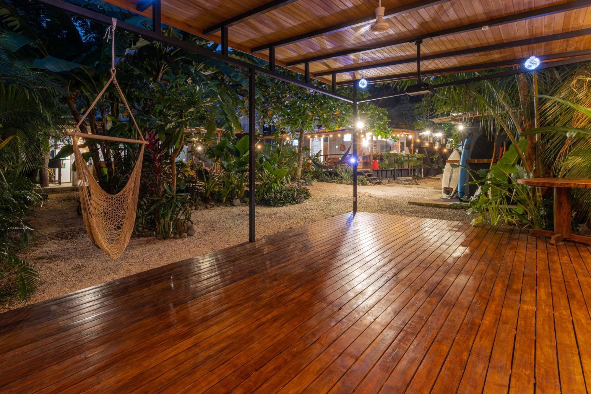 Akih Pods Hostel Playa Santa Teresa  Kültér fotó