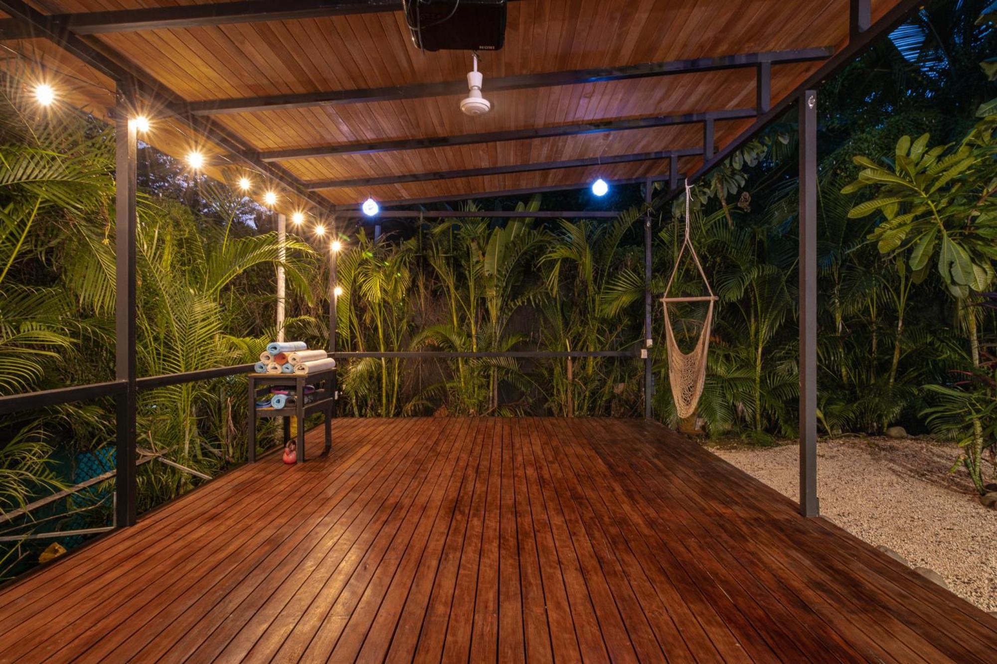 Akih Pods Hostel Playa Santa Teresa  Kültér fotó
