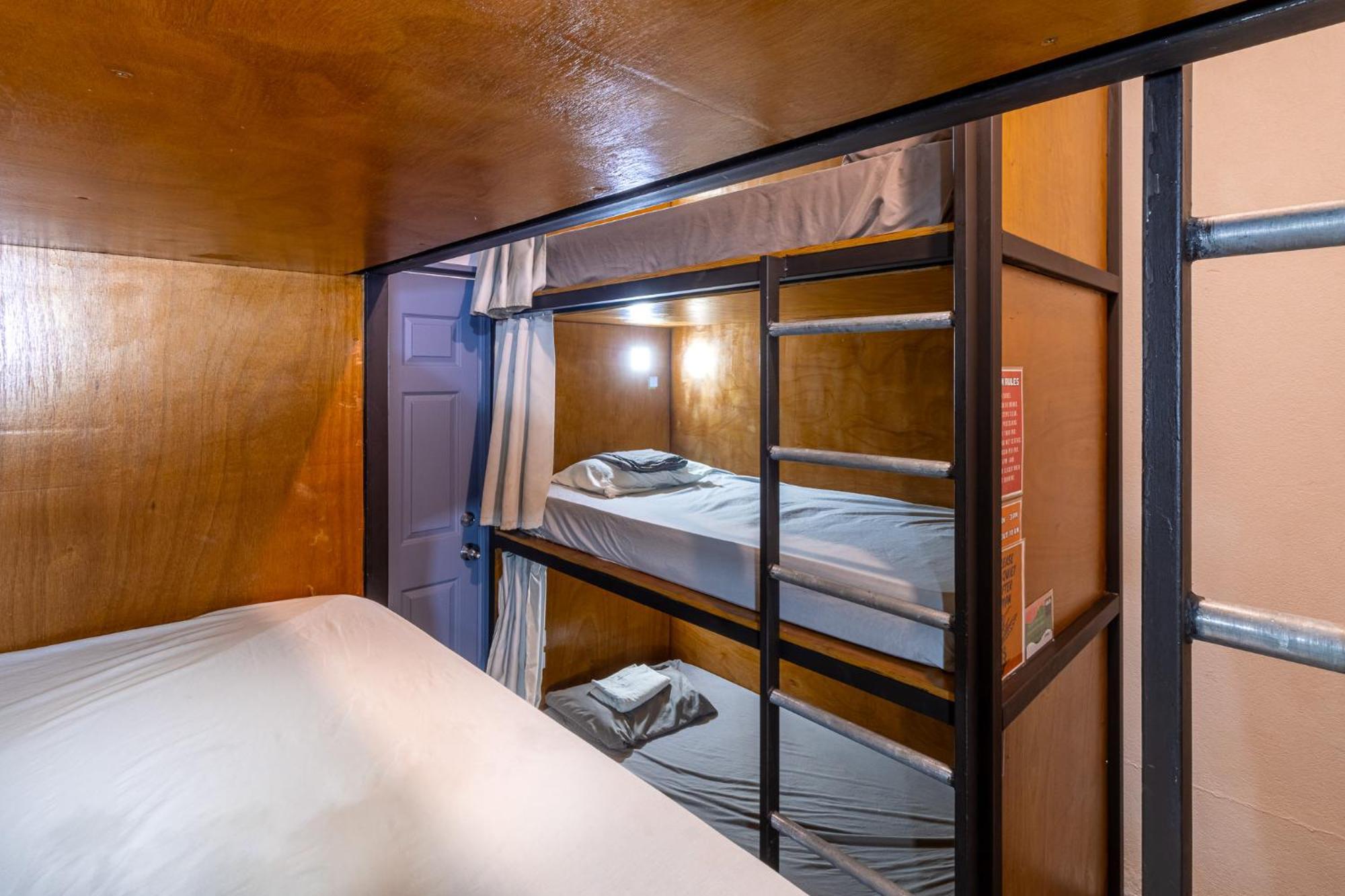 Akih Pods Hostel Playa Santa Teresa  Kültér fotó