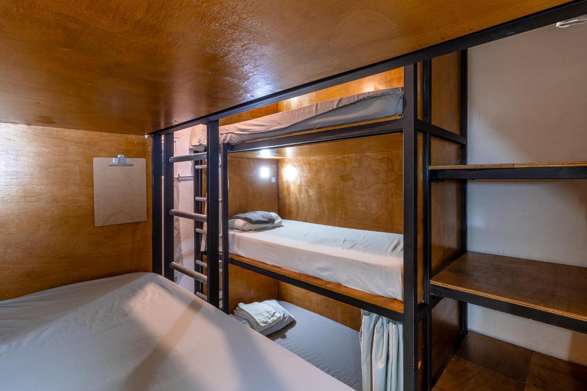 Akih Pods Hostel Playa Santa Teresa  Kültér fotó