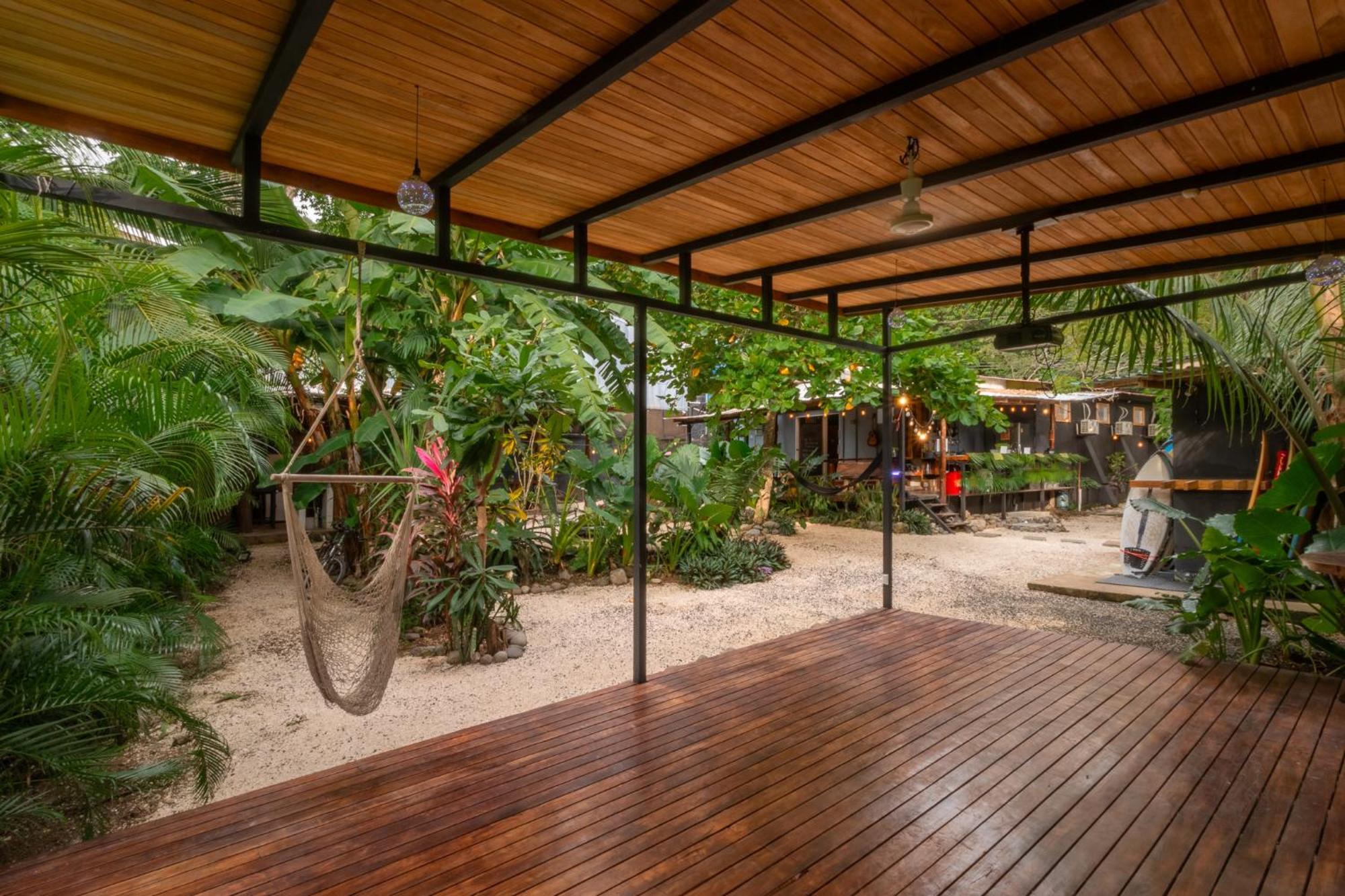 Akih Pods Hostel Playa Santa Teresa  Kültér fotó